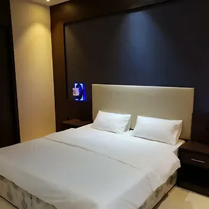 احجز هنا