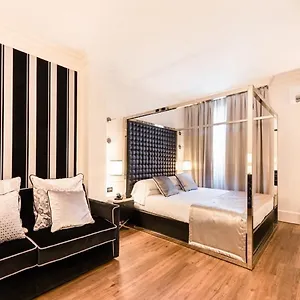 House Apart-hotel