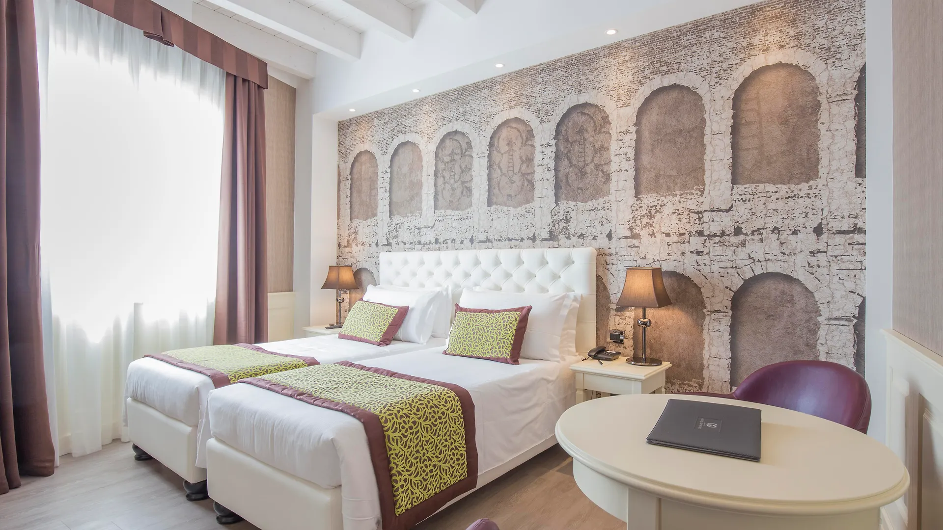 Hotel San Pietro Verona 4*,  Italia